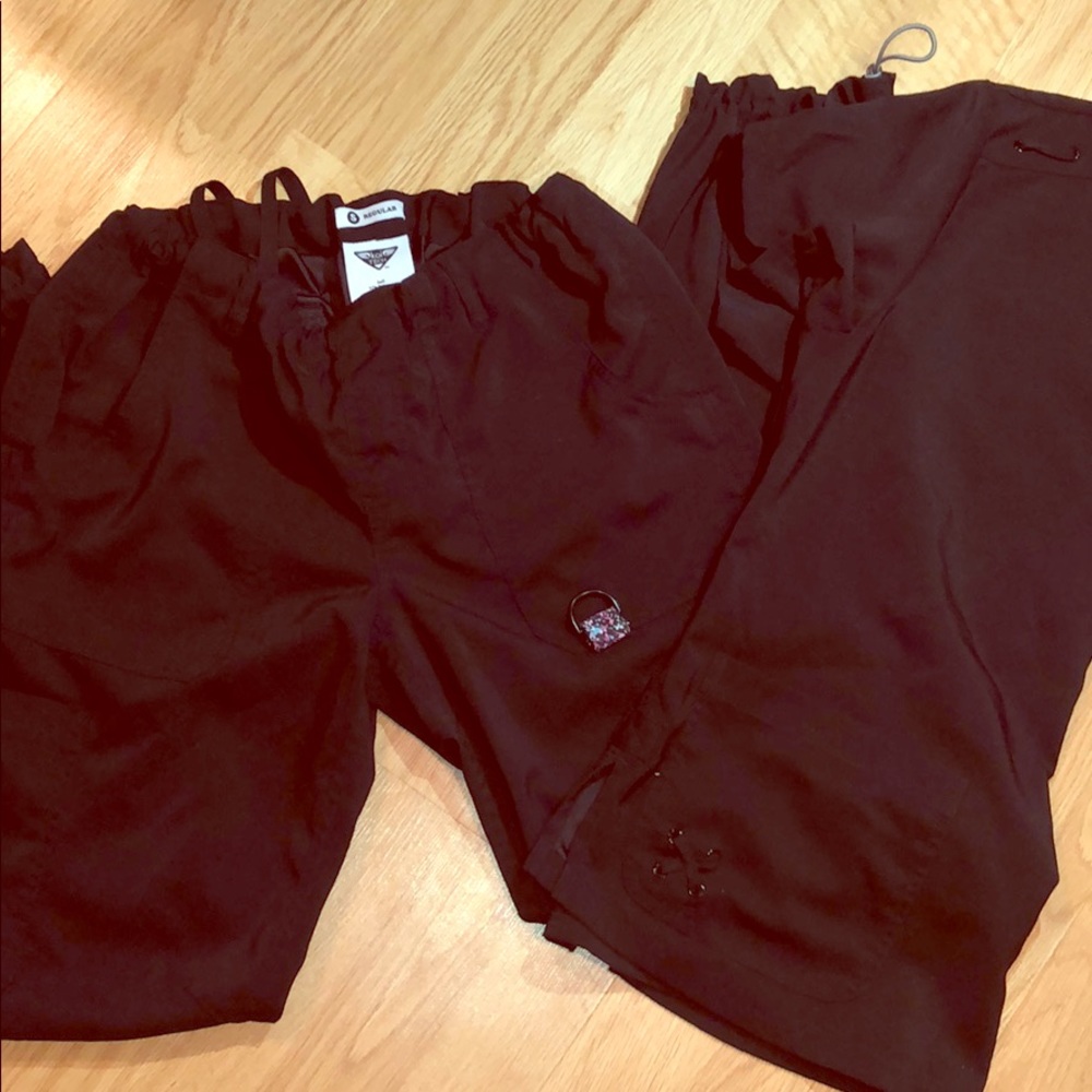 Koi tech scrubs